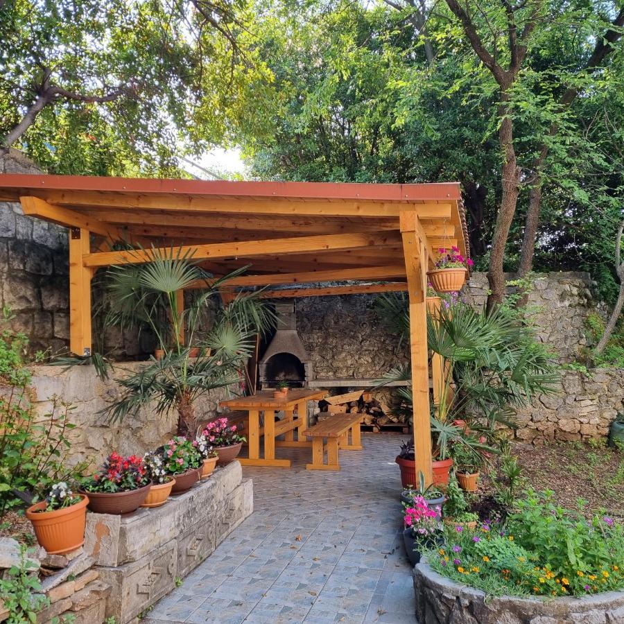 Villa Carolina غييكا المظهر الخارجي الصورة