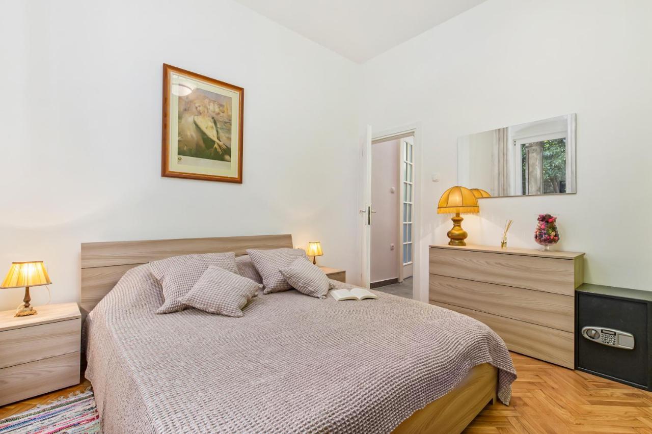 Villa Carolina غييكا المظهر الخارجي الصورة
